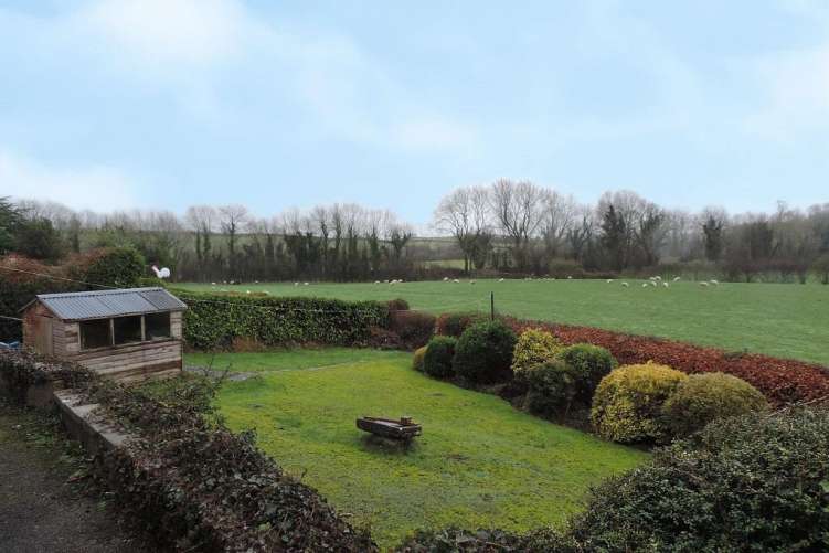 V Gs Sa Wh Bkt Pes Q FX Zbhal D Ap Zc