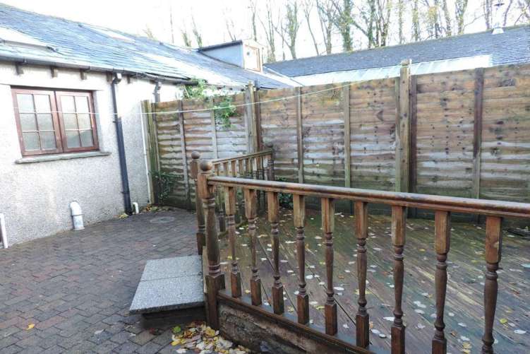 Q3 YD Pz H9g UK0 R Lz Qi Hu07 A