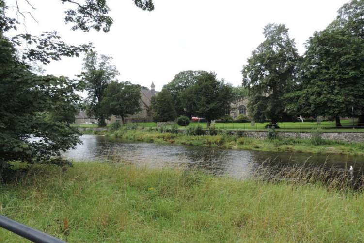 Qf Lga17 J 33x Gutqxv Aq067f EY4