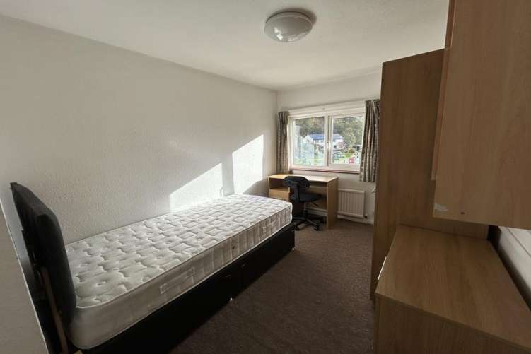 Ka5yc I1 IP0 Sw V Sw Ju S2l Hw