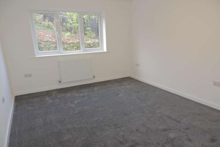 O Hhvtb9fj Uyi0g FF Sra Tug