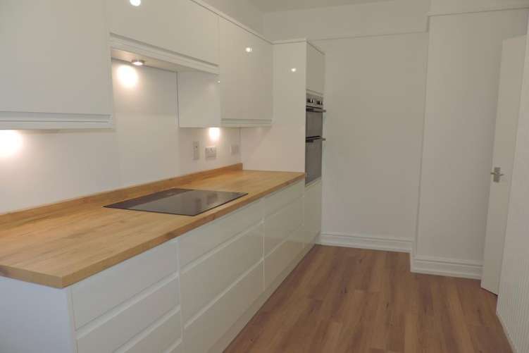 R Yu7 G Jq AEUG2 GD1e Sheya Q