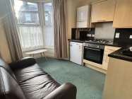 J9331y65 X Ue2m M Hb Xwdo Dg