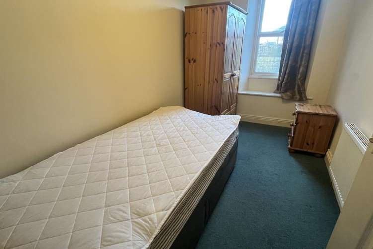 7 RFKJ Js PIUS Ftjcujm F Xf Q