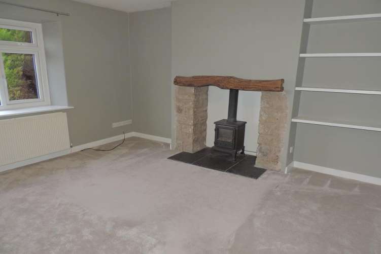 F Xre F Phwaku NQ Cejb0t7 A