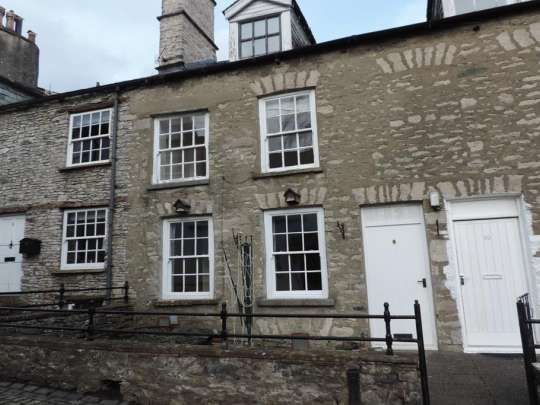 Ay lew5 JP0i D Yz2jvku QAA