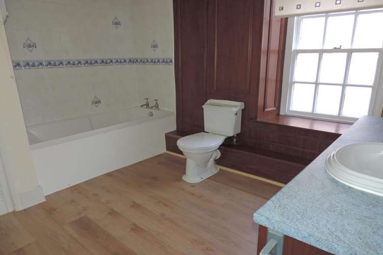 Ta Ue Lp C Kh UK Vza Gv Y7ub YA