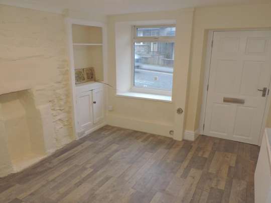 J Nm Nm X Aw Ey E Ci8afx54 HQ